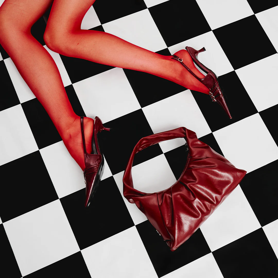 Croissant Hobo Bag (Red Velvet) - Image 9