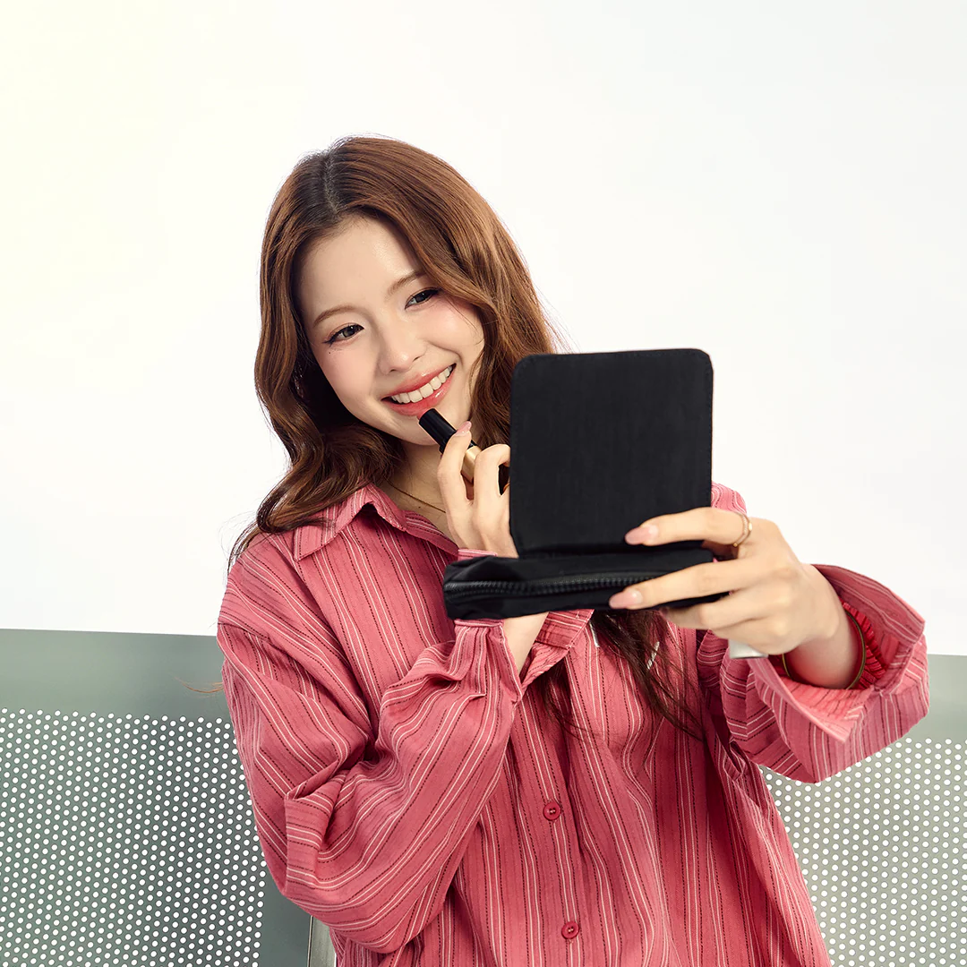 Mirror Pouch (Black) - Image 3