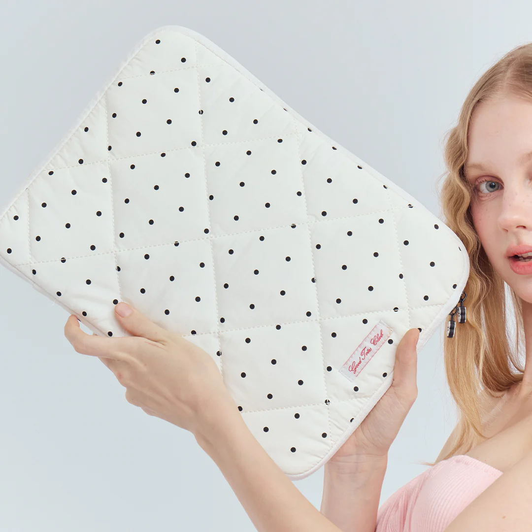 Pillow Laptop Sleeve (Polka Dot) - Image 6