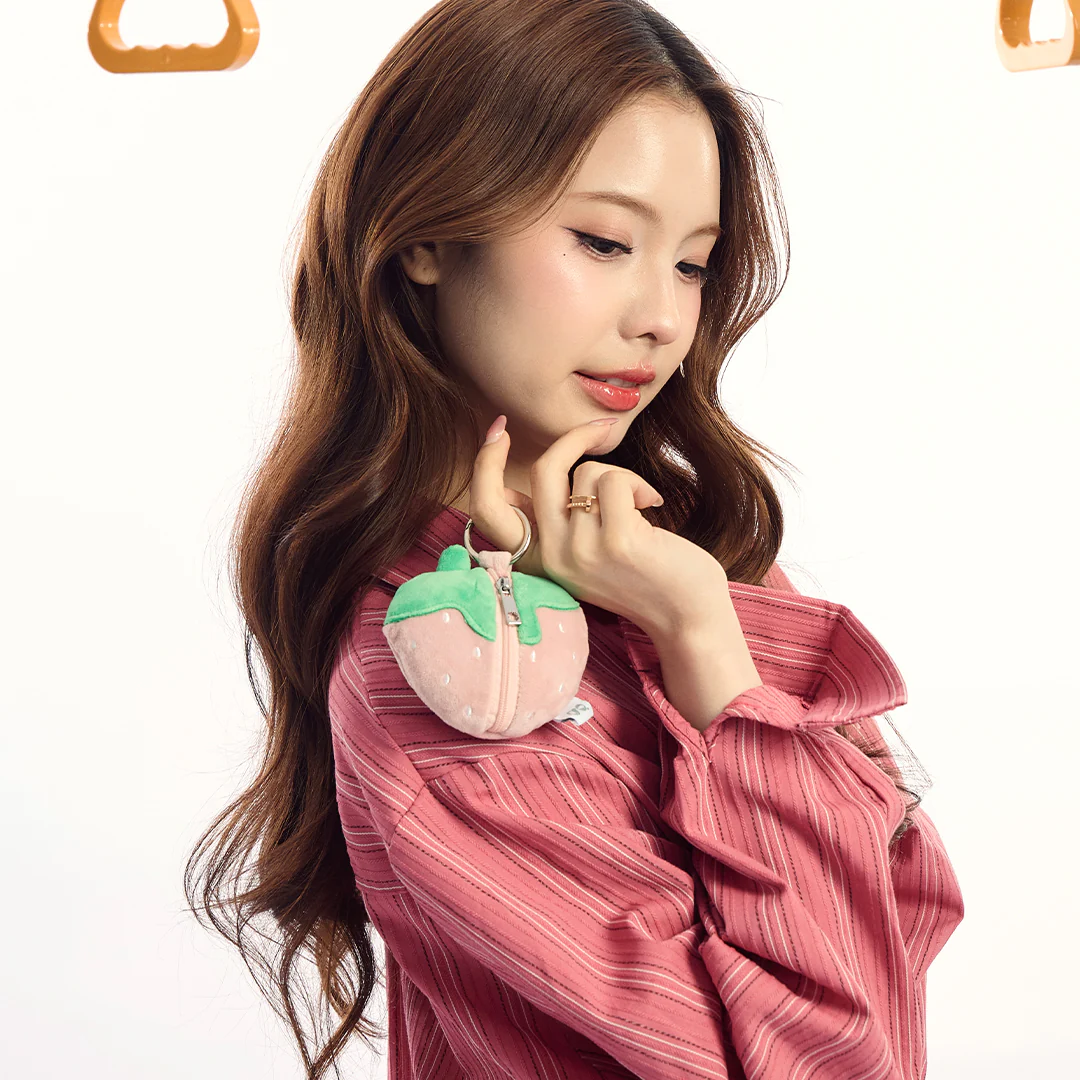 Reusable Plush Bag (Plush Strawberry) - Image 4